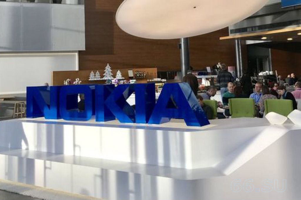 Nokia будет придумывать телефоны, но их производством займутся партнеры из Foxconn