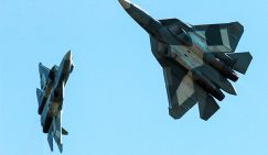 Какими ракетами Су-57 будет бить F-22