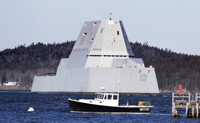 Финиш суперэсминца Zumwalt: ВМС США несут небоевые потери