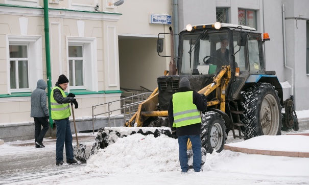 В Свердловской области на борьбу с последствиями снегопада направили больше машин