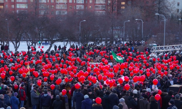 «Все, что творилось, – выгодно определенным людям». Как митинг против отмены выборов превратился в акцию в поддержку Ройзмана