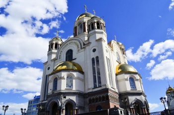 Туристы едут в Екатеринбург не ради конструктивизма, а из-за храмов
